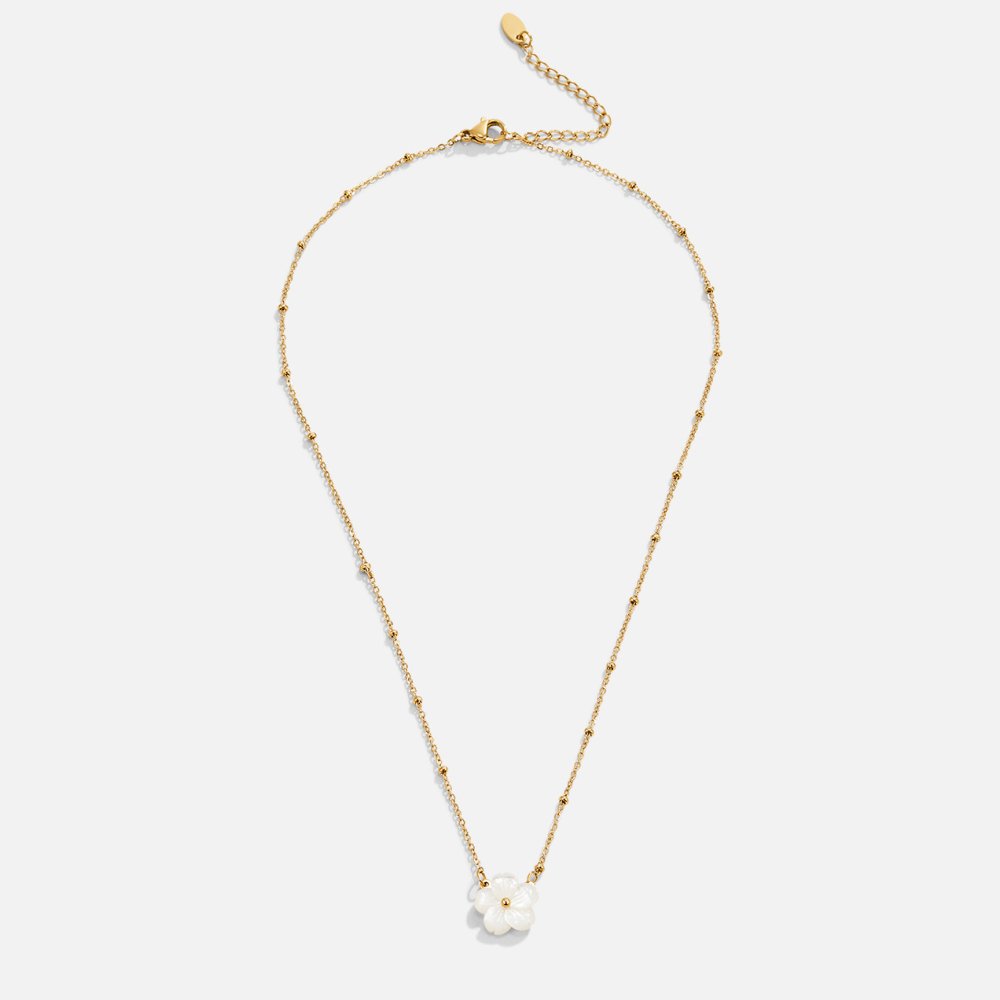 Flower Pendant Chain Necklace