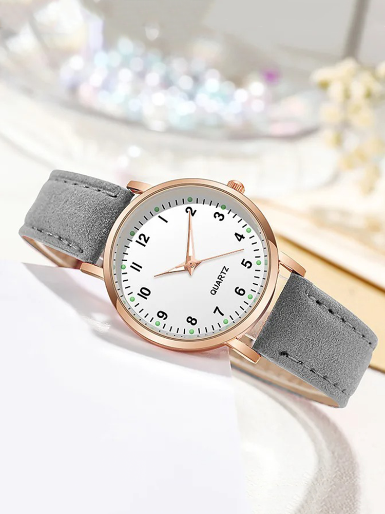 Minimalist Leather Strap Watch - Elara