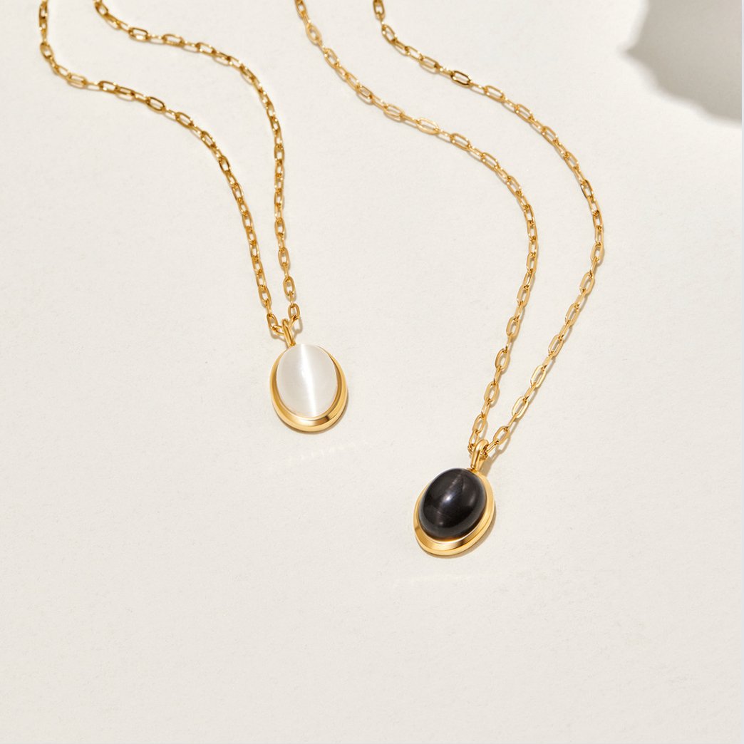Oval Moonstone Pendant Necklace