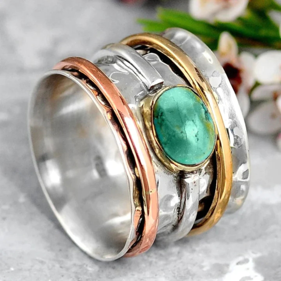 Rotating Three-Tone Gemstone Ring – Seraphine