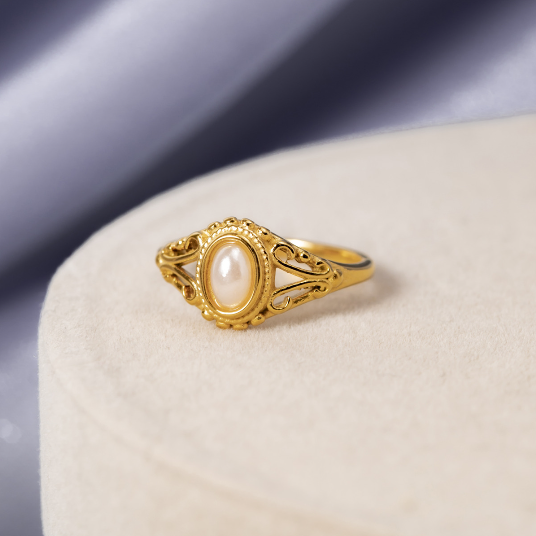 Vintage Pearl Statement Ring