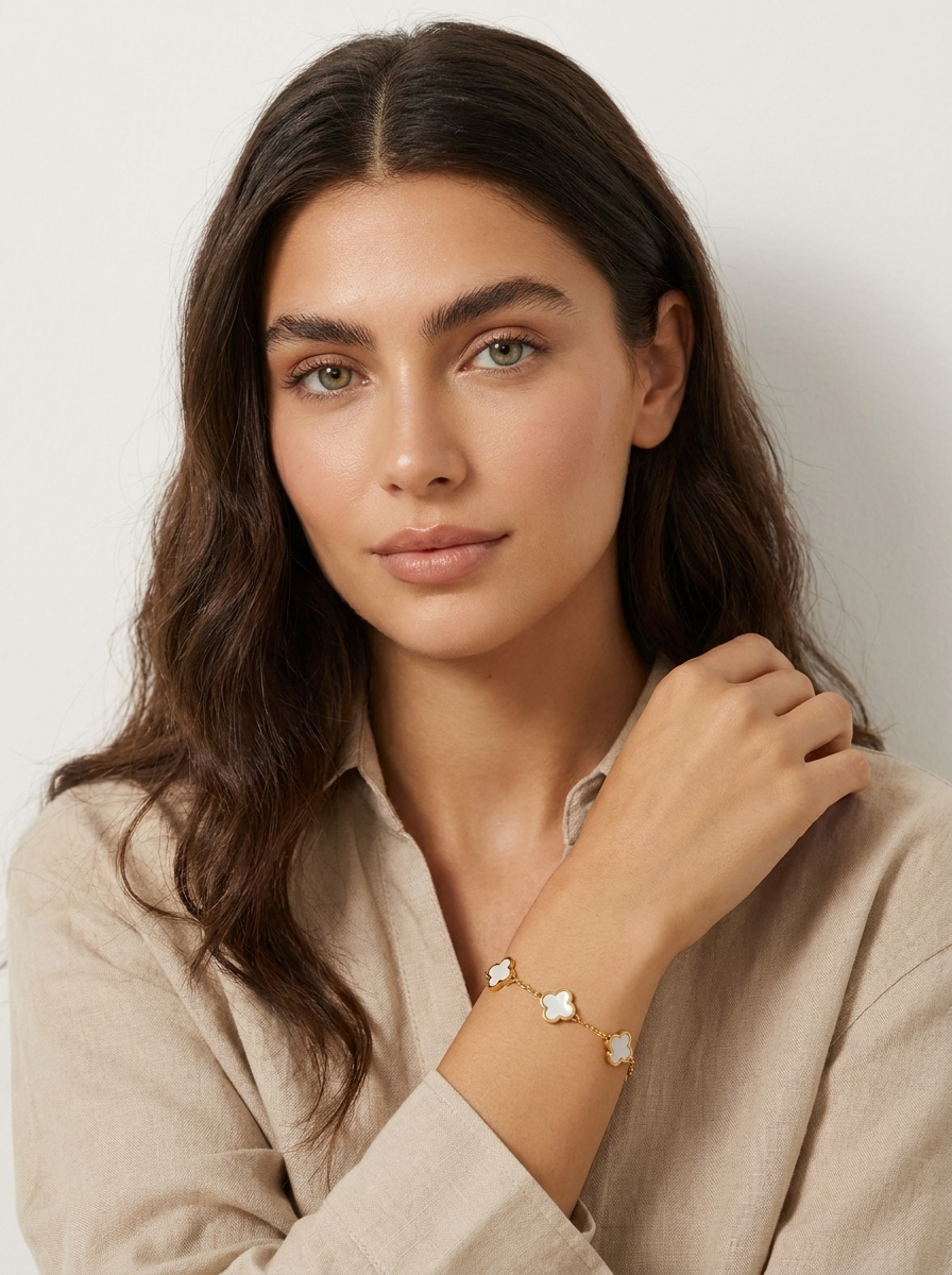 Clover Chain Bracelet Gold