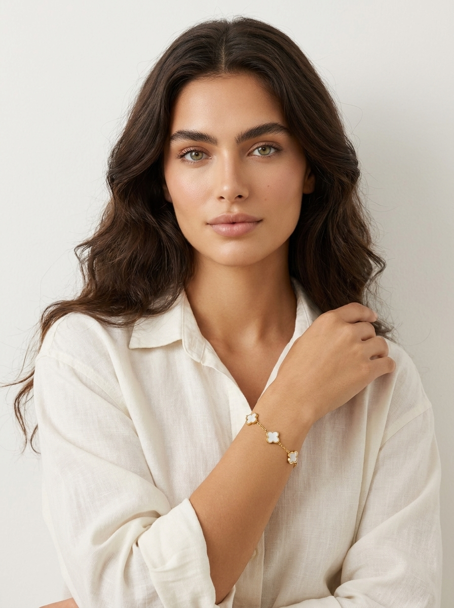 Clover Chain Bracelet Gold