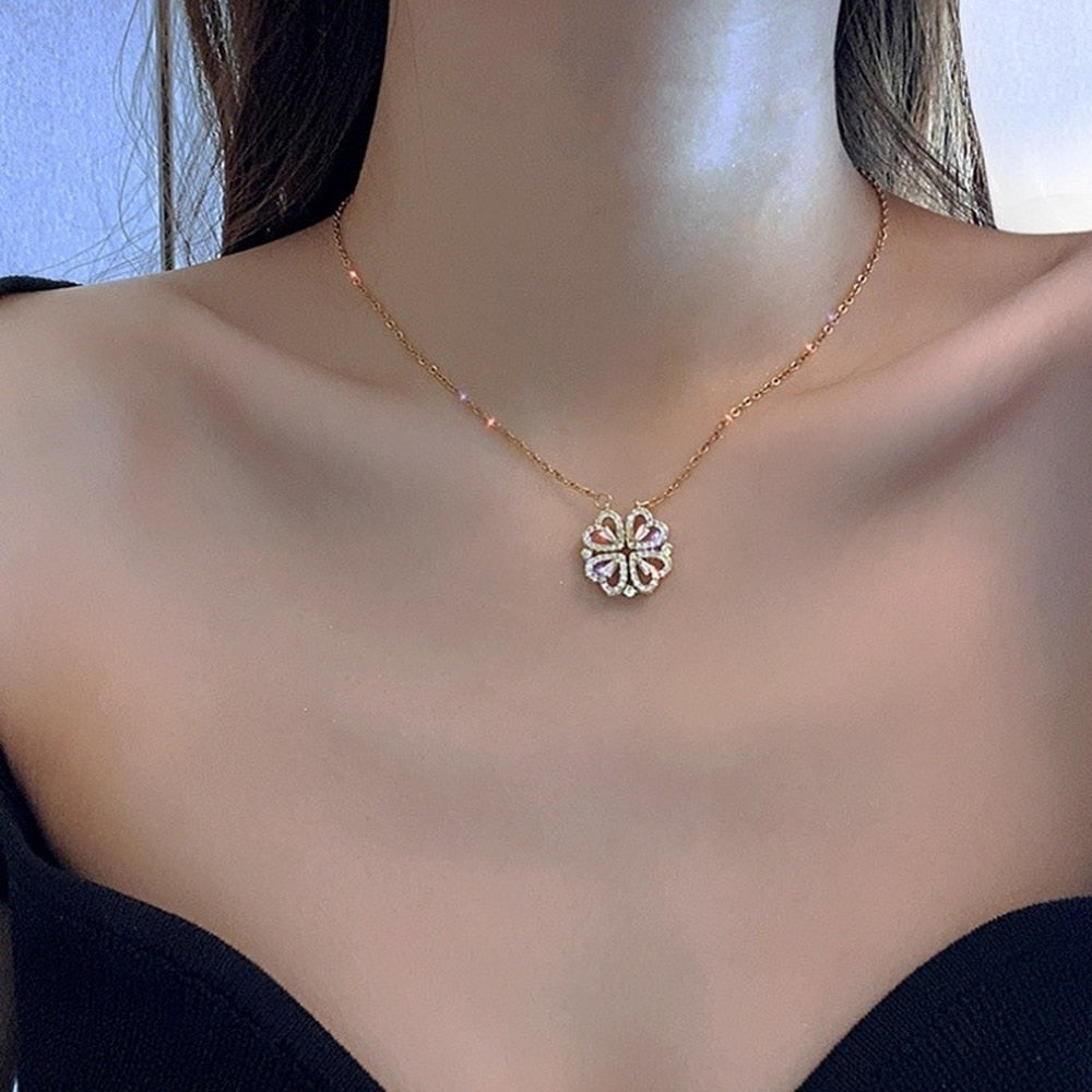 Elegant Clover Necklace - Amelie