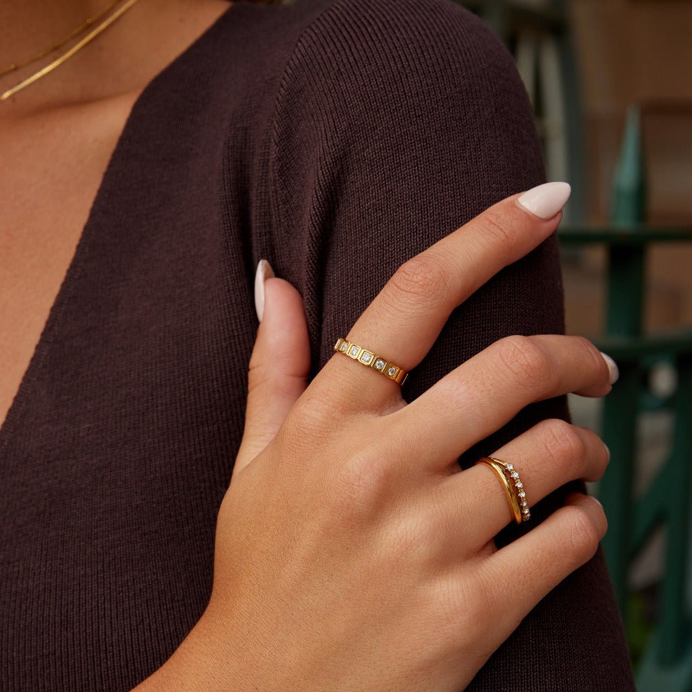 Geometric Crystal Band Ring