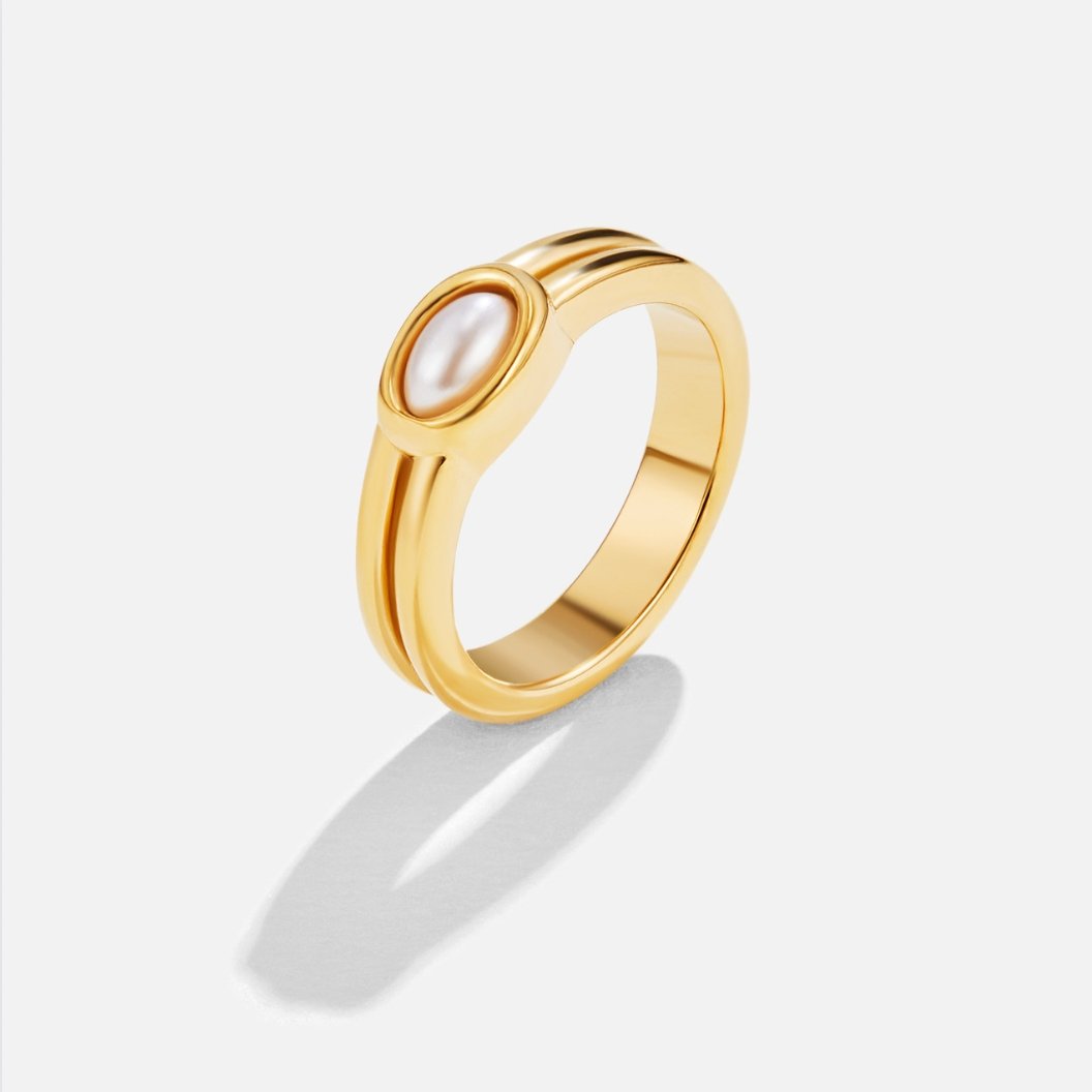 Gold Pearl Signet Ring