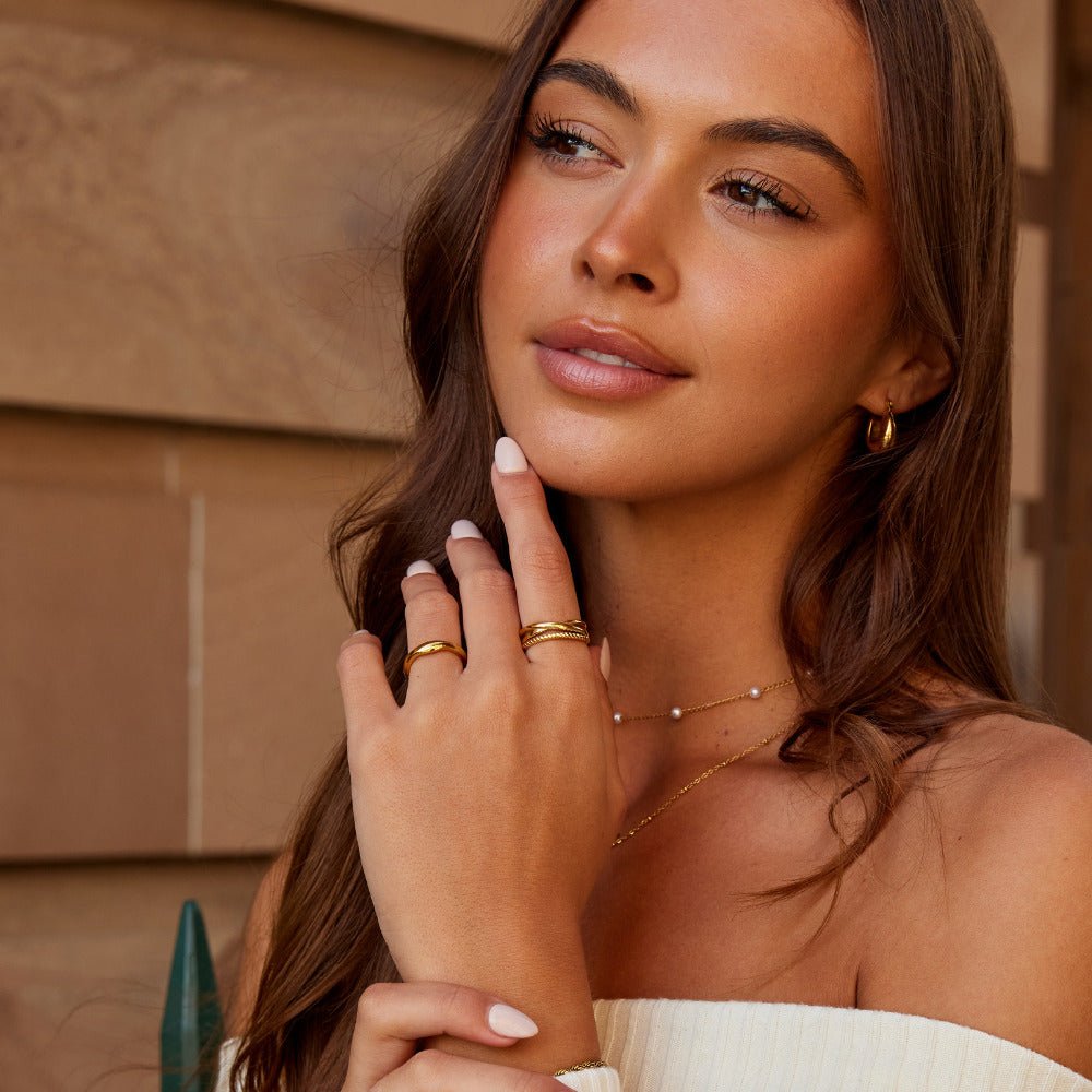 Layered Twisted Ring