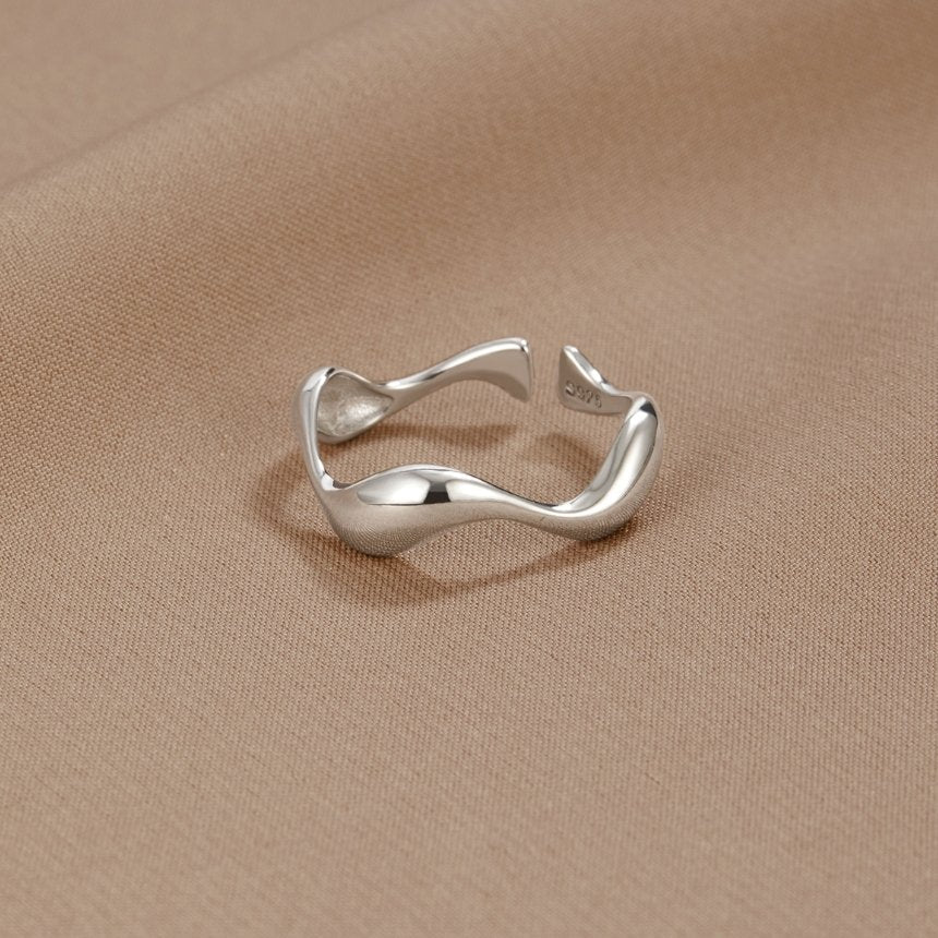 Minimal Silver Wave Ring