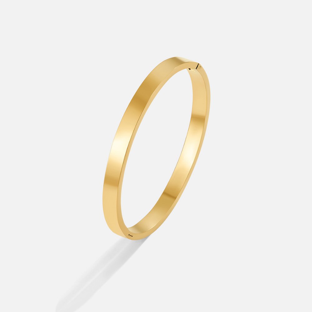 Minimalist Gold Band Ring