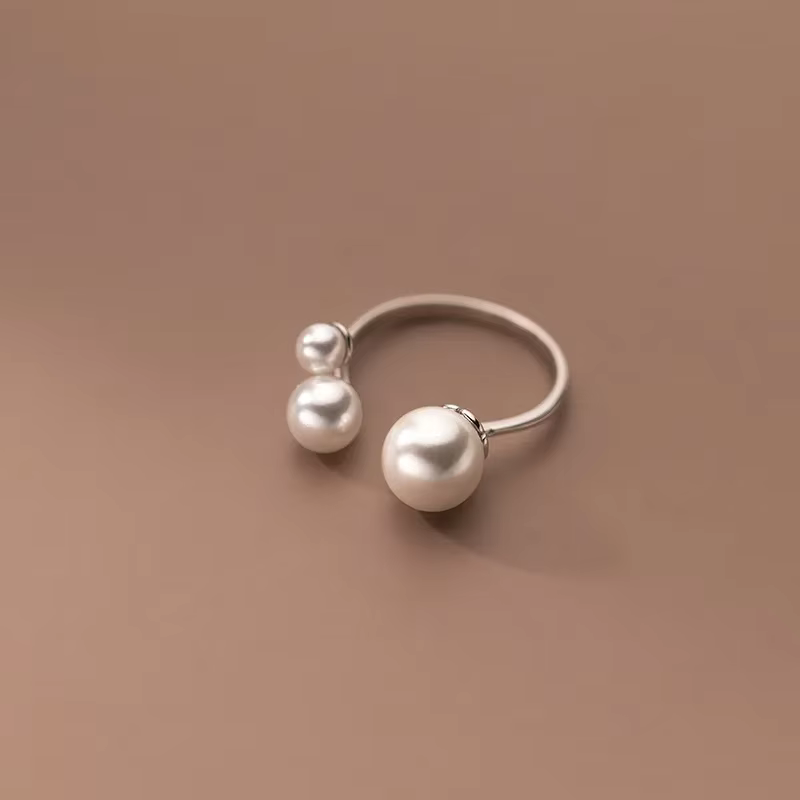 Open Pearl Statement Ring - Vivienne