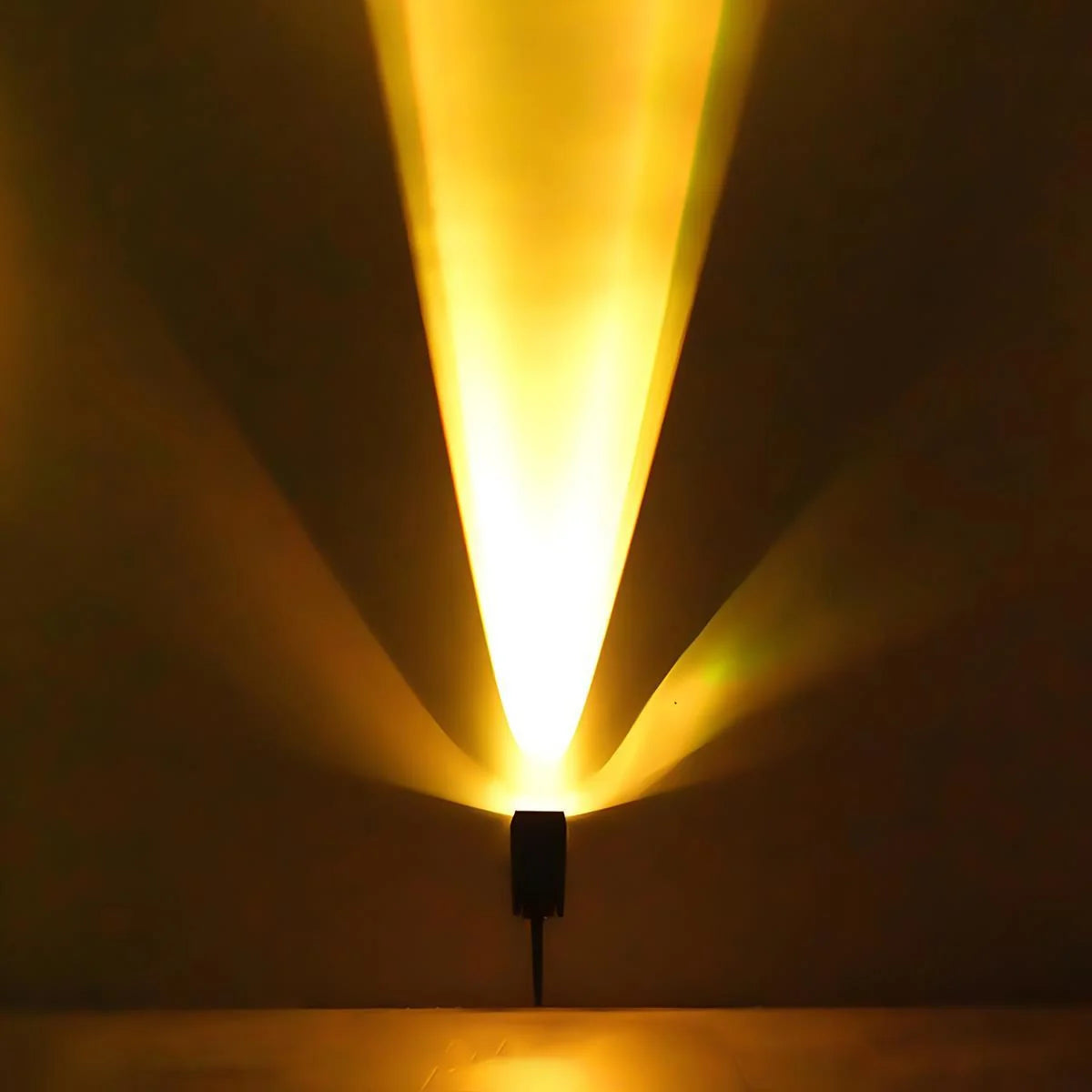 SolaraBeam – Adjustable Solar LED Garden Spotlight with Zoom Lens